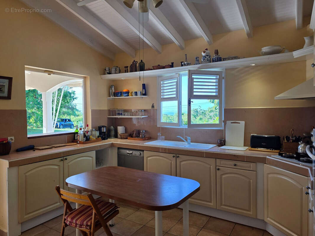 Maison à GRAND-BOURG