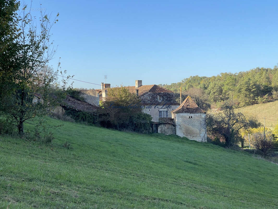 Maison à SAINT-AQUILIN