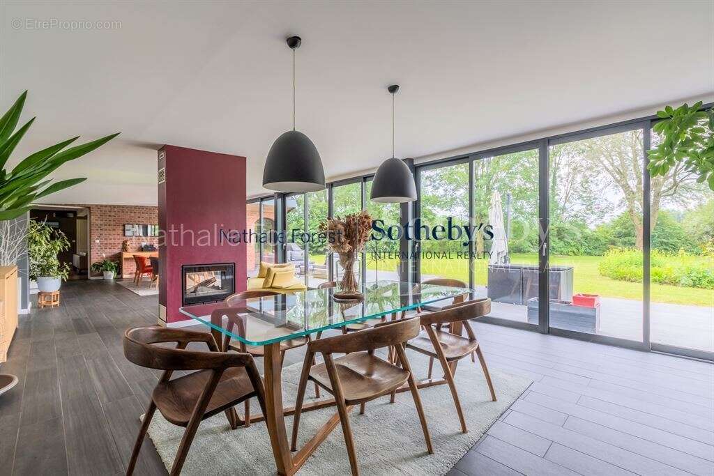 Maison à QUESNOY-SUR-DEULE