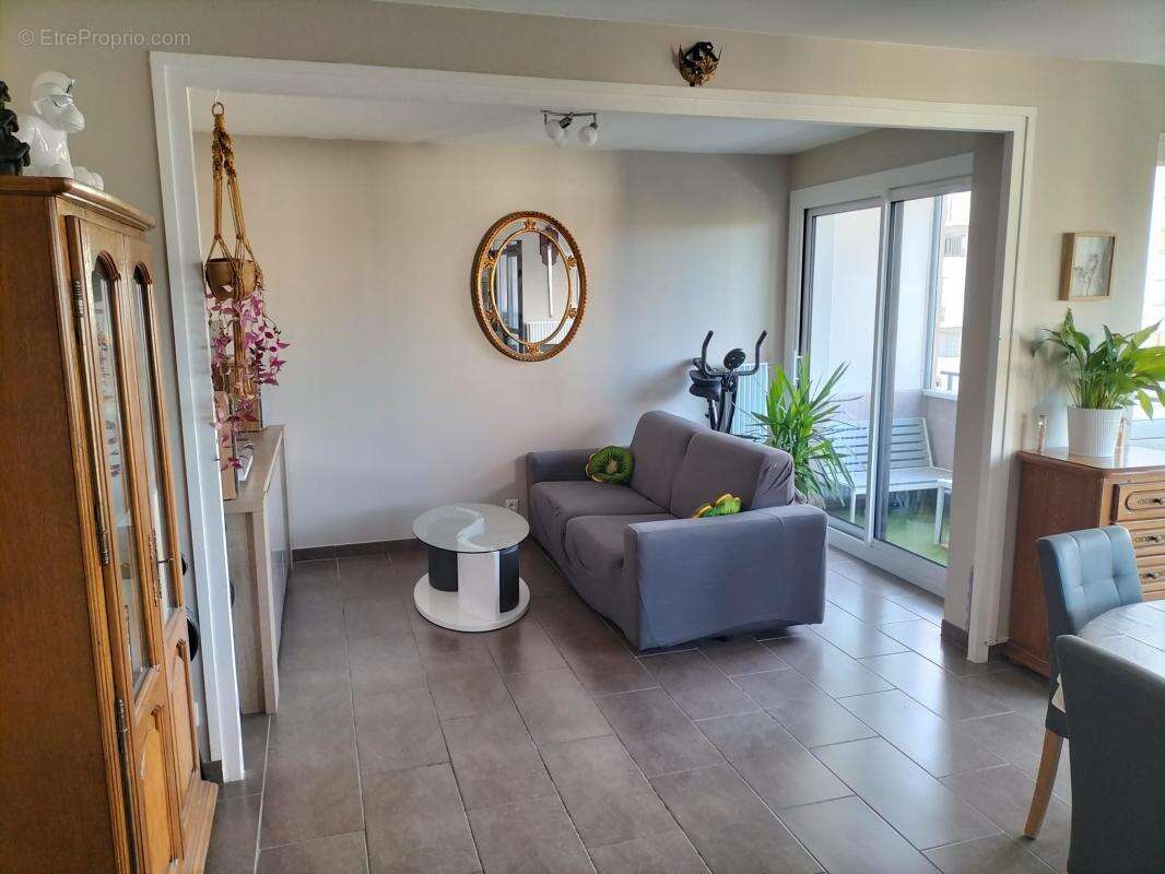 Appartement à VILLARS