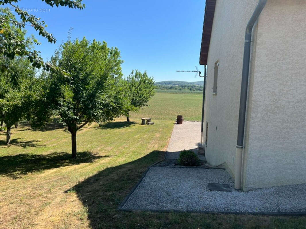 Hameau de la Gare commune de Chenevrey et Morogne vers Marnay. - photo 14