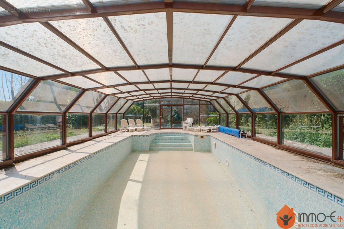 200 m² à Conde-Sainte-Libiaire  - photo 5