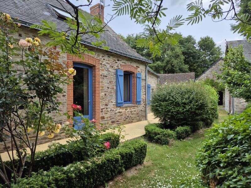 Maison à SOUDAN