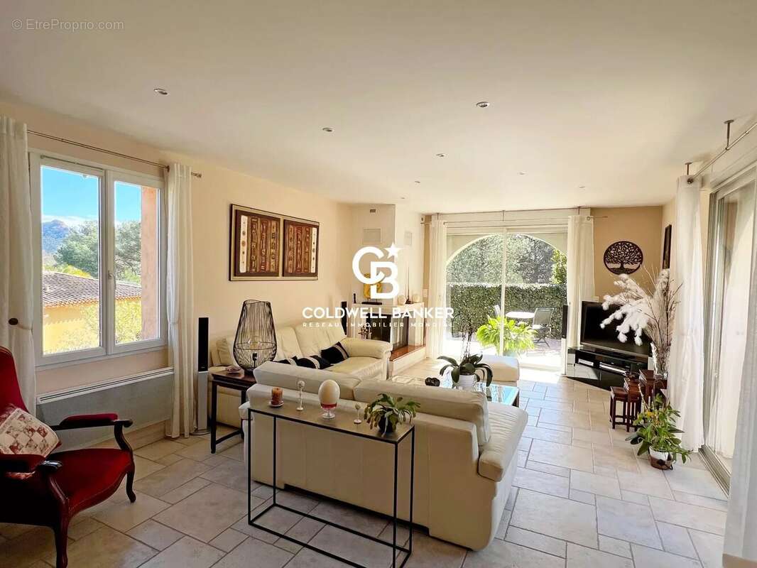 Maison à SAINT-RAPHAEL