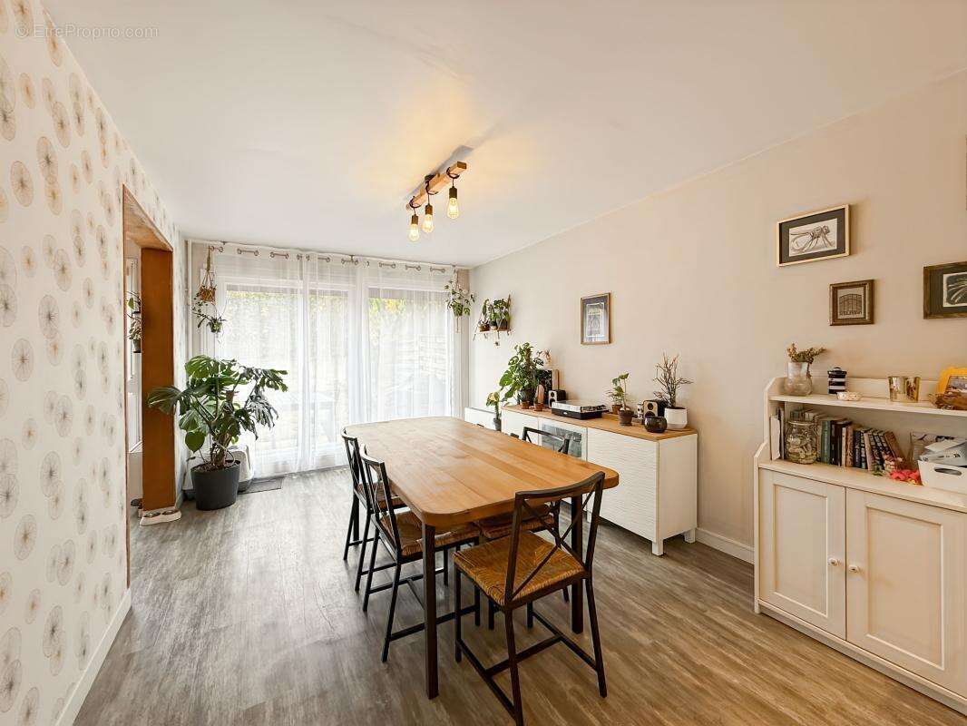 Maison À Vendre 4 chambres avec Jardin à Witry-lès-Reims - photo 2
