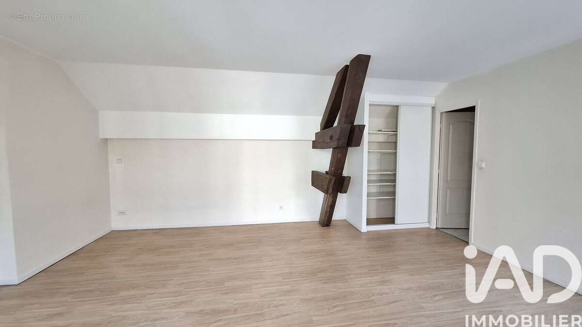 Appartement 33 m² à Claye-Souilly  - photo 2