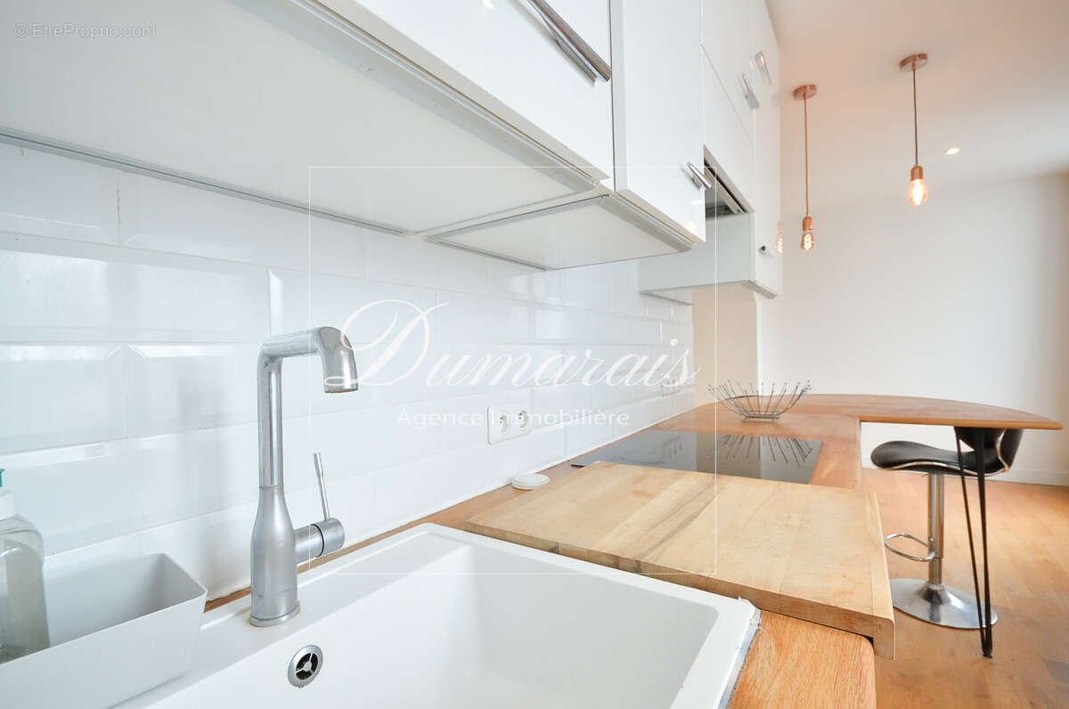 Appartement à PARIS-3E