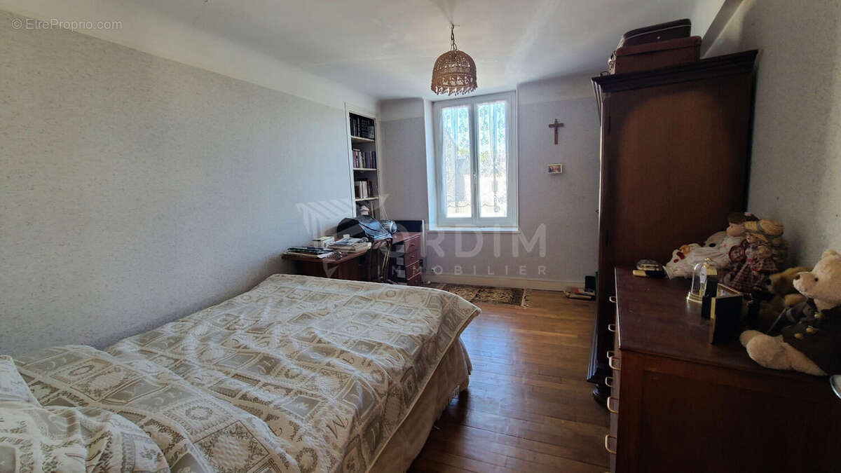 Maison à COSNE-COURS-SUR-LOIRE