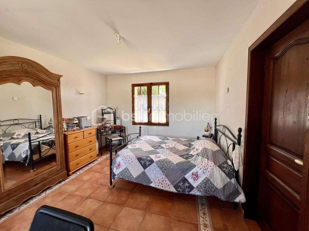 Charmante Demeure, 150m2,  plain pied, avec jardin, 4 chambres - photo 13