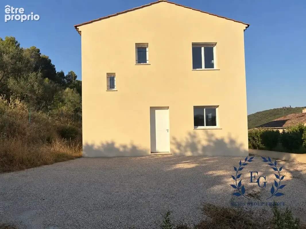 Maison à VINS-SUR-CARAMY