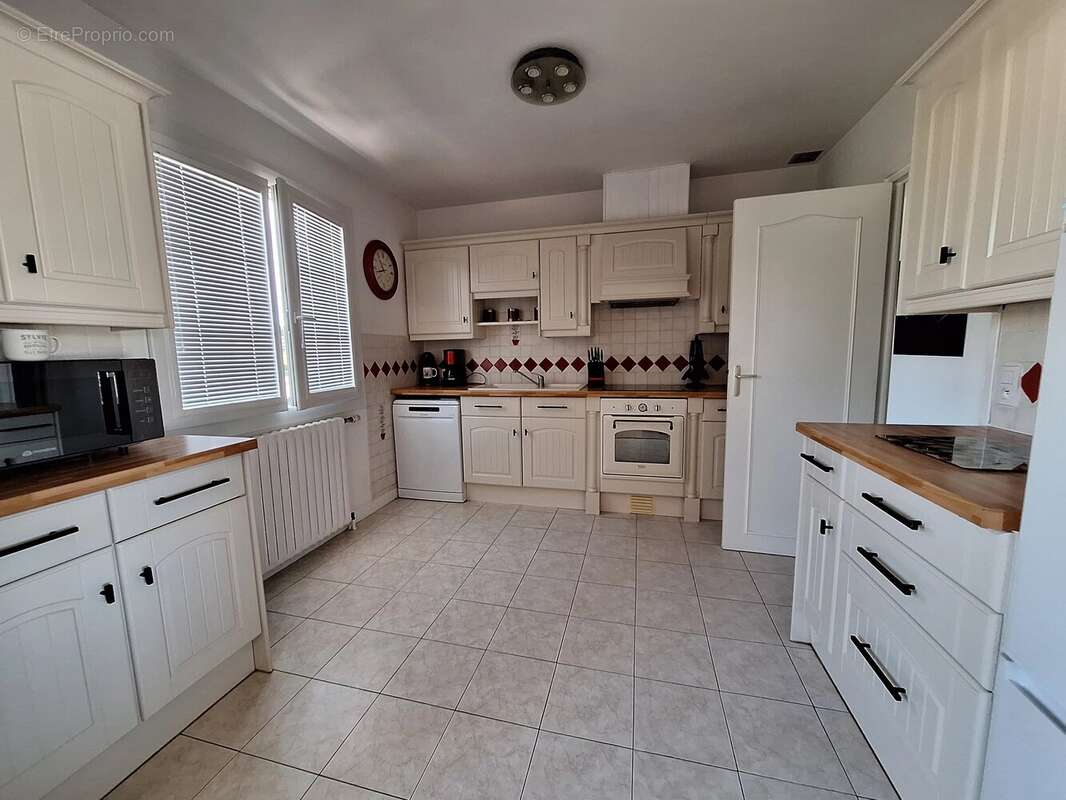 Maison de village en très bon état - photo 3