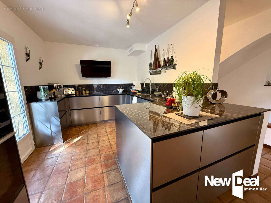 Maison à SAINT-PAUL-EN-FORET