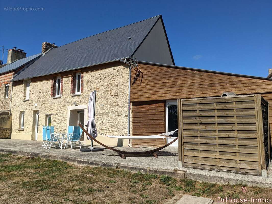 Maison 105 m² à Le Molay-Littry  - photo 3