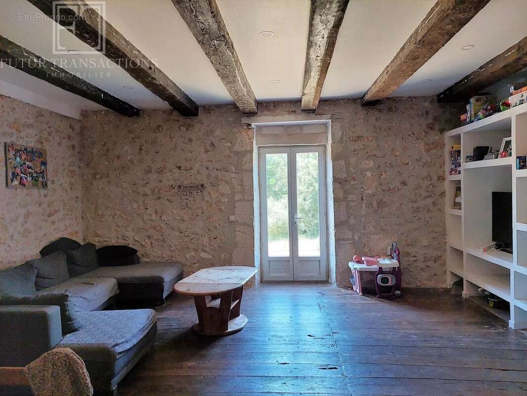 Maison à MAREUIL