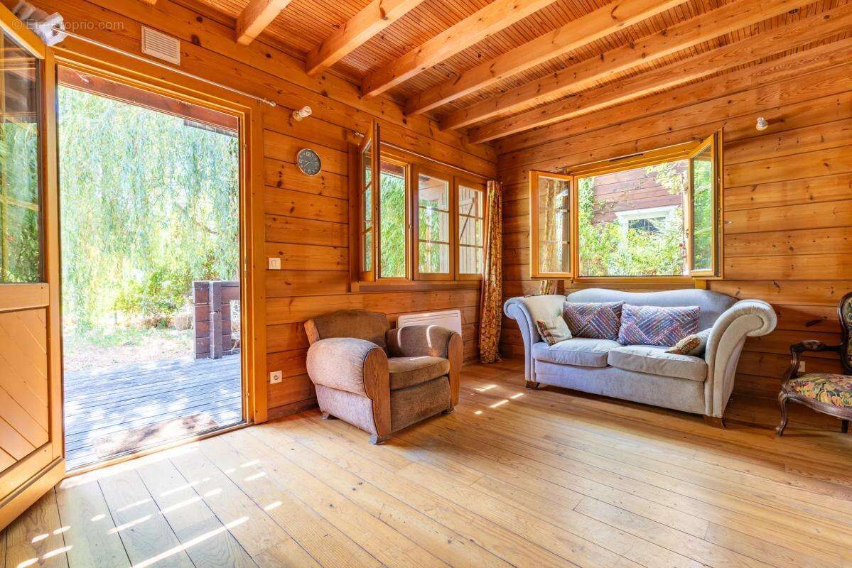 Charmant Chalet de 2 pièces 50 m² à Réau dans un environnement exceptionnel ! - photo 5