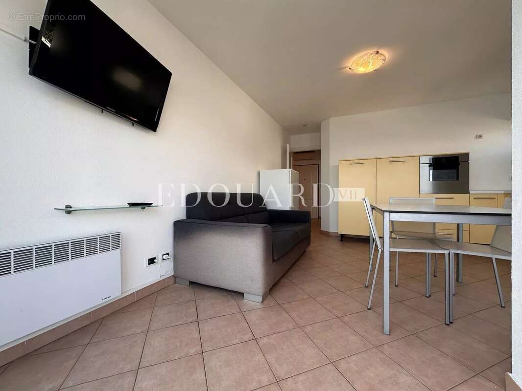 Appartement à ROQUEBRUNE-CAP-MARTIN