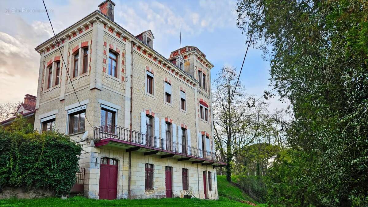 Maison à SAINT-LAURENT-DES-HOMMES