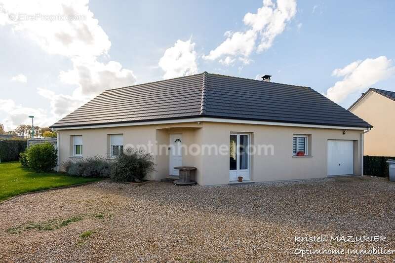 Maison à SAINT-LEONARD