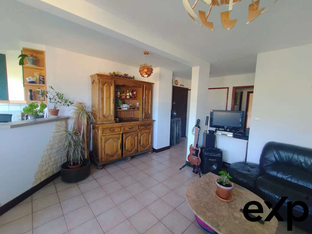 Appartement à LA ROCHE-SUR-FORON