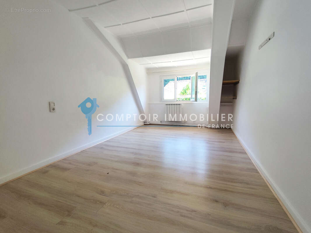 Appartement à OYEU