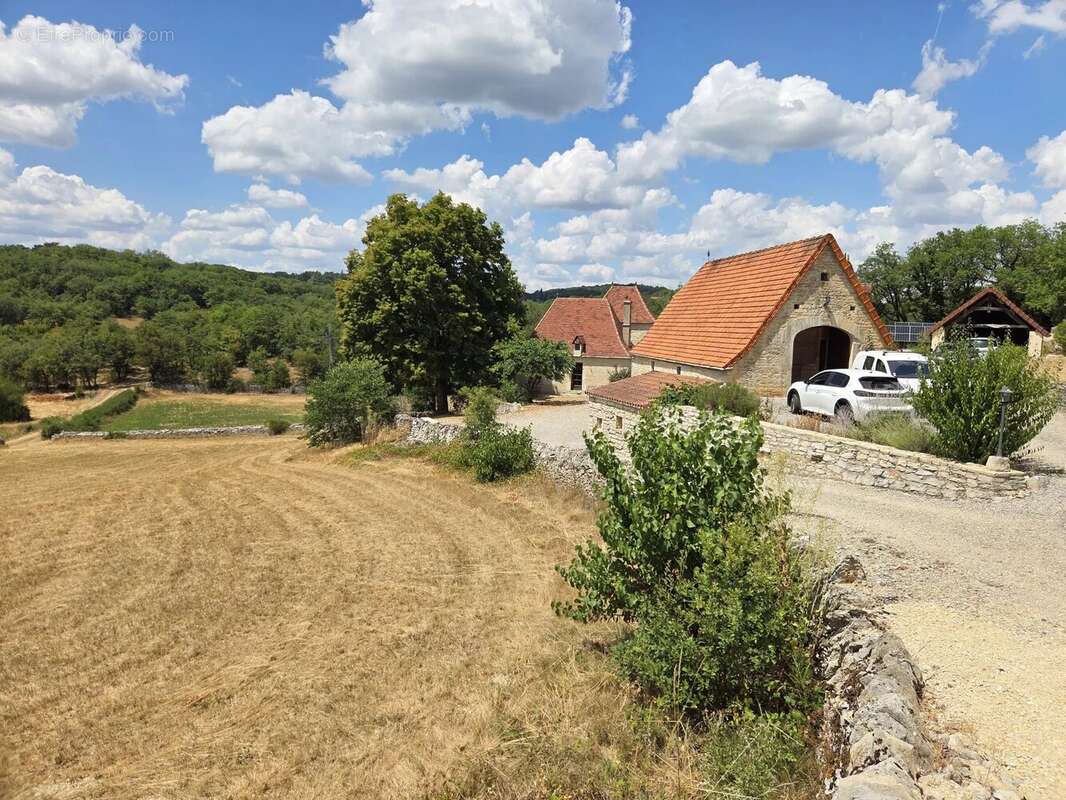 Maison 110 m² à Lauzes  - photo 5