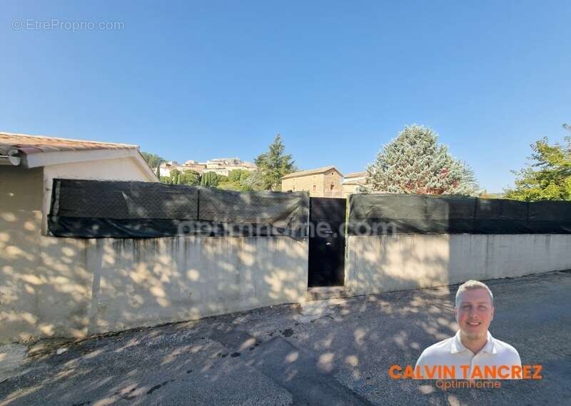 Appartement à SAINT-BRES