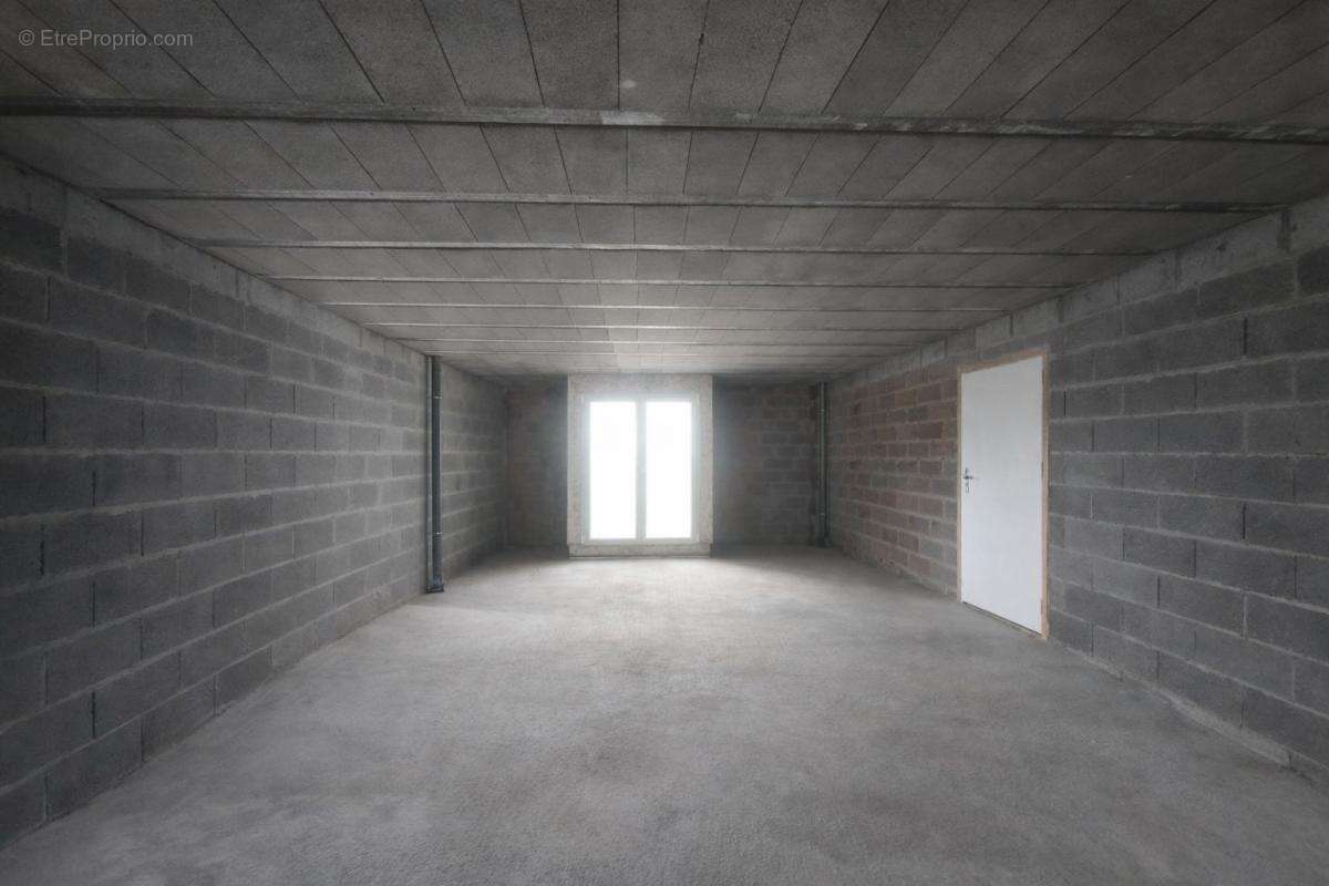 Appartement type 3 –  52,87m² – Dans bâtiment entièrement rénové - photo 4
