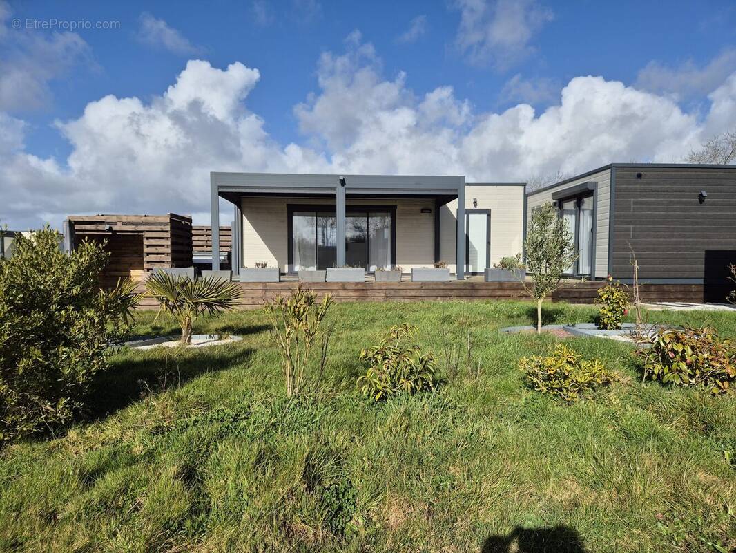 Maison à SAINTE-FOY