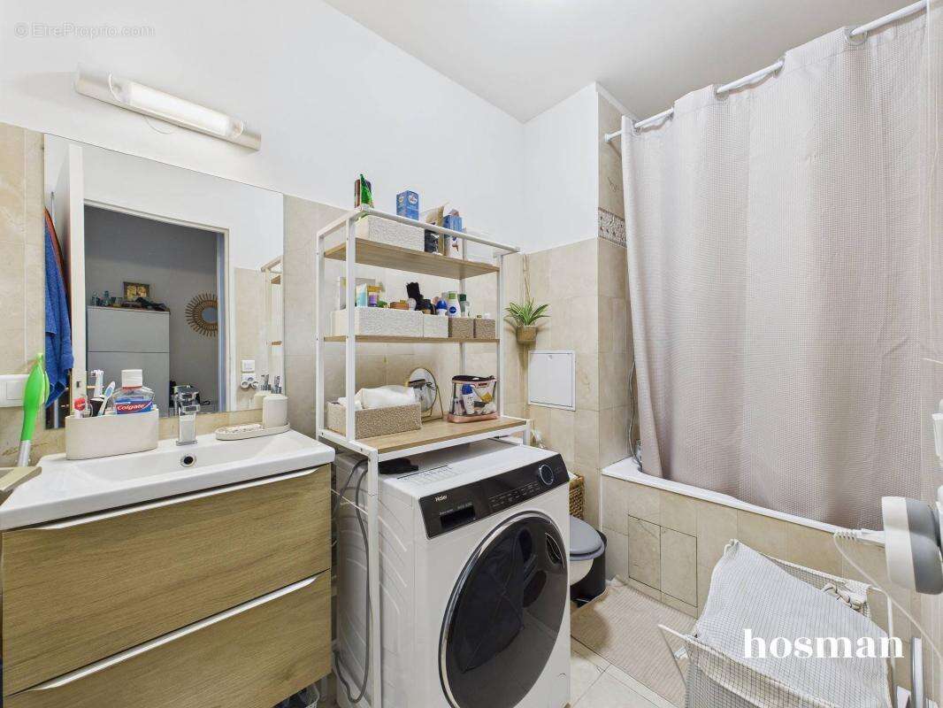 Appartement à LEVALLOIS-PERRET