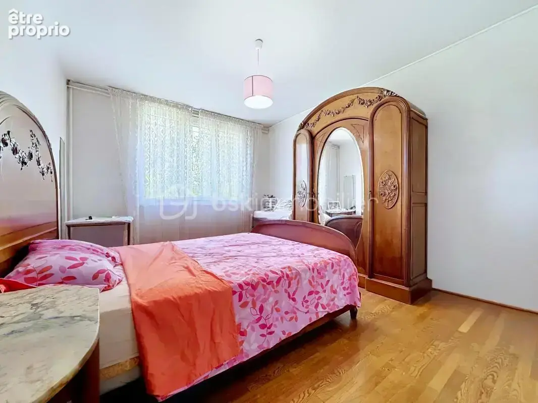 Maison familiale avec jardin de 700 m² – Quartier de la Commanderie – Échirolles - photo 13