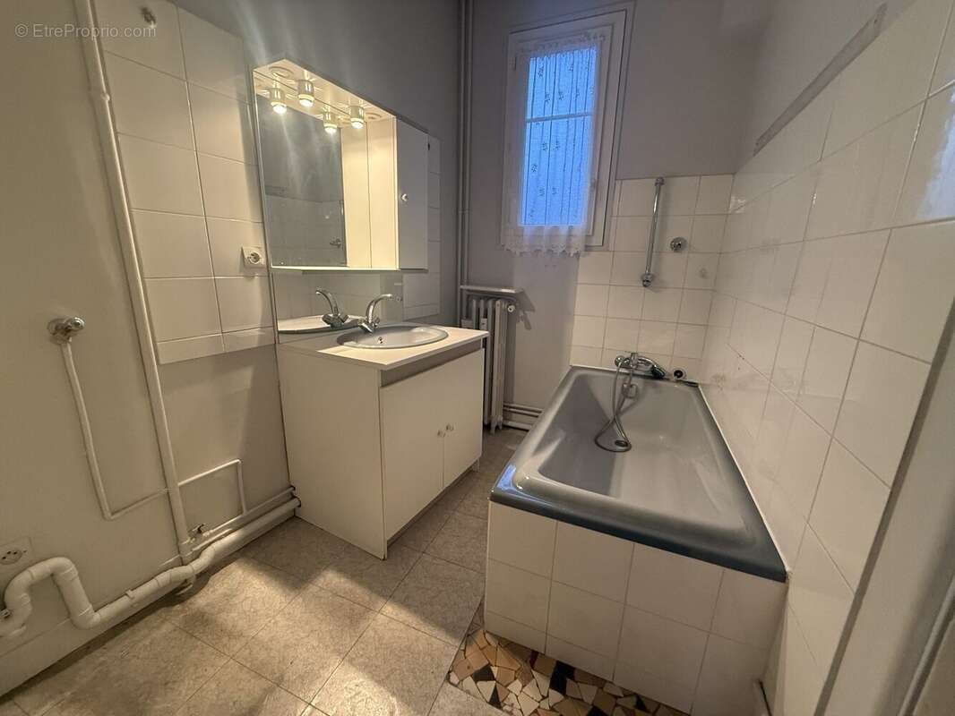 Appartement à BOIS-COLOMBES