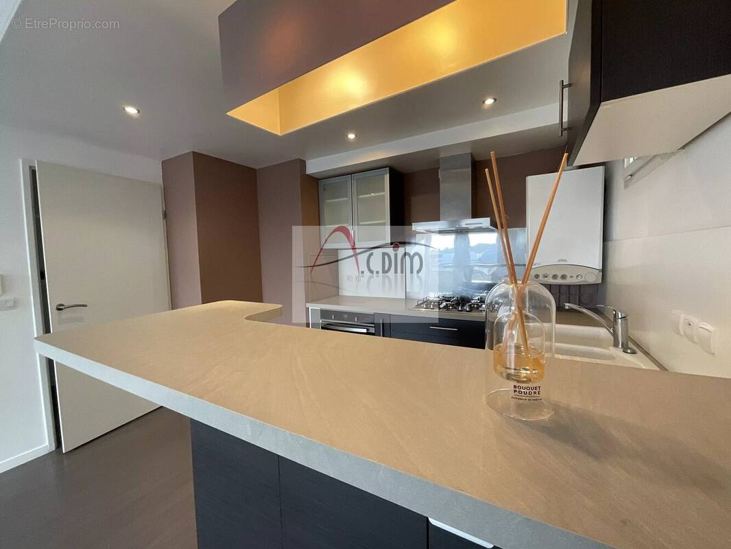 Appartement à DAMMARIE-LES-LYS