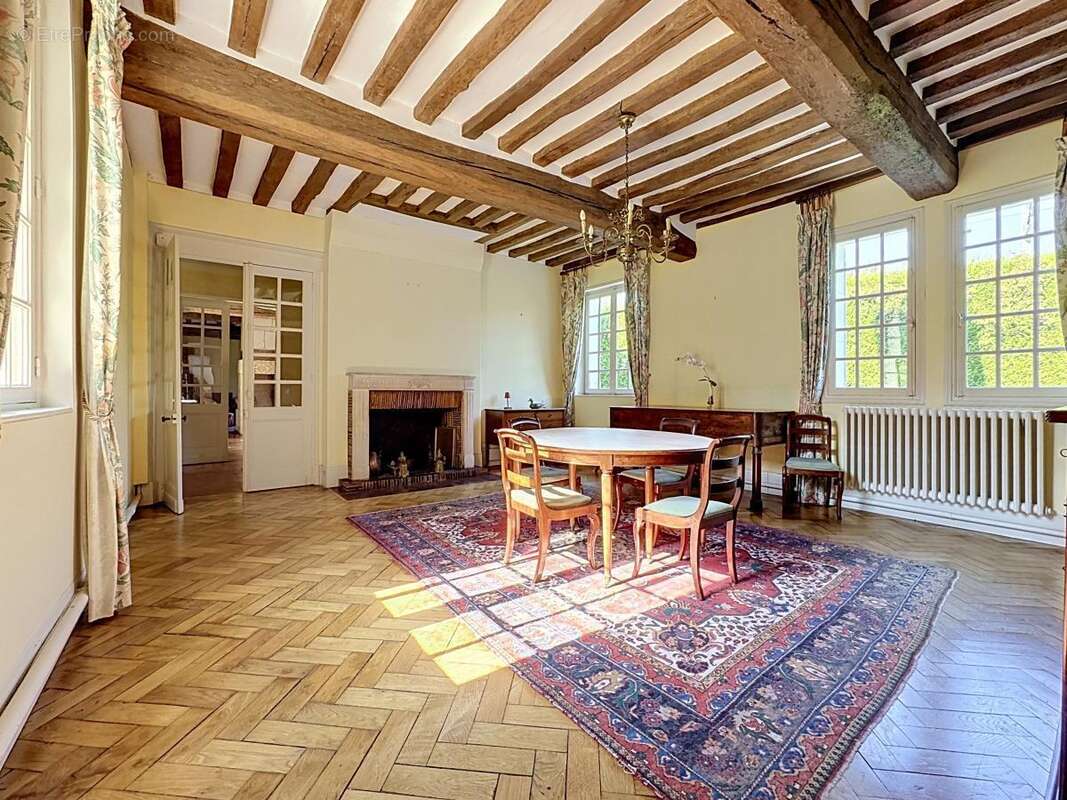 Maison 250 m² à Lisieux  - photo 3
