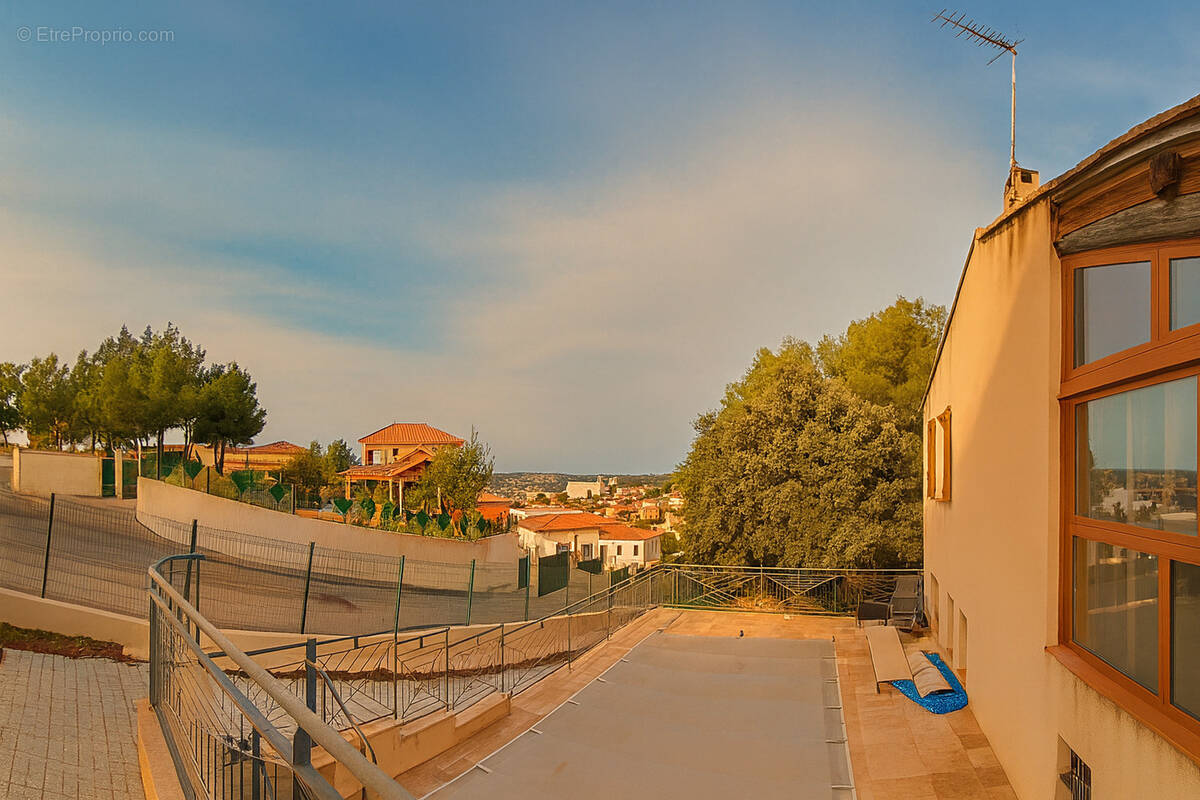 Maison à MARSEILLE-15E