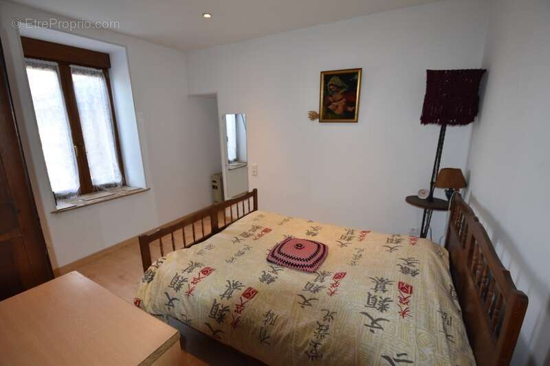 Maison à vendre 9 pièces LA CHAPELLE AU MANS (71) - photo 6