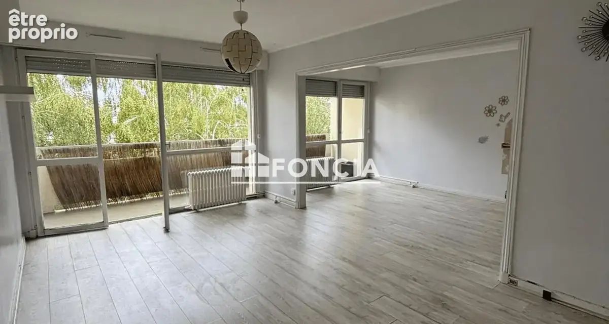 Appartement à EVRY