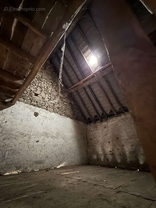 Maison à DUN-LE-PALESTEL