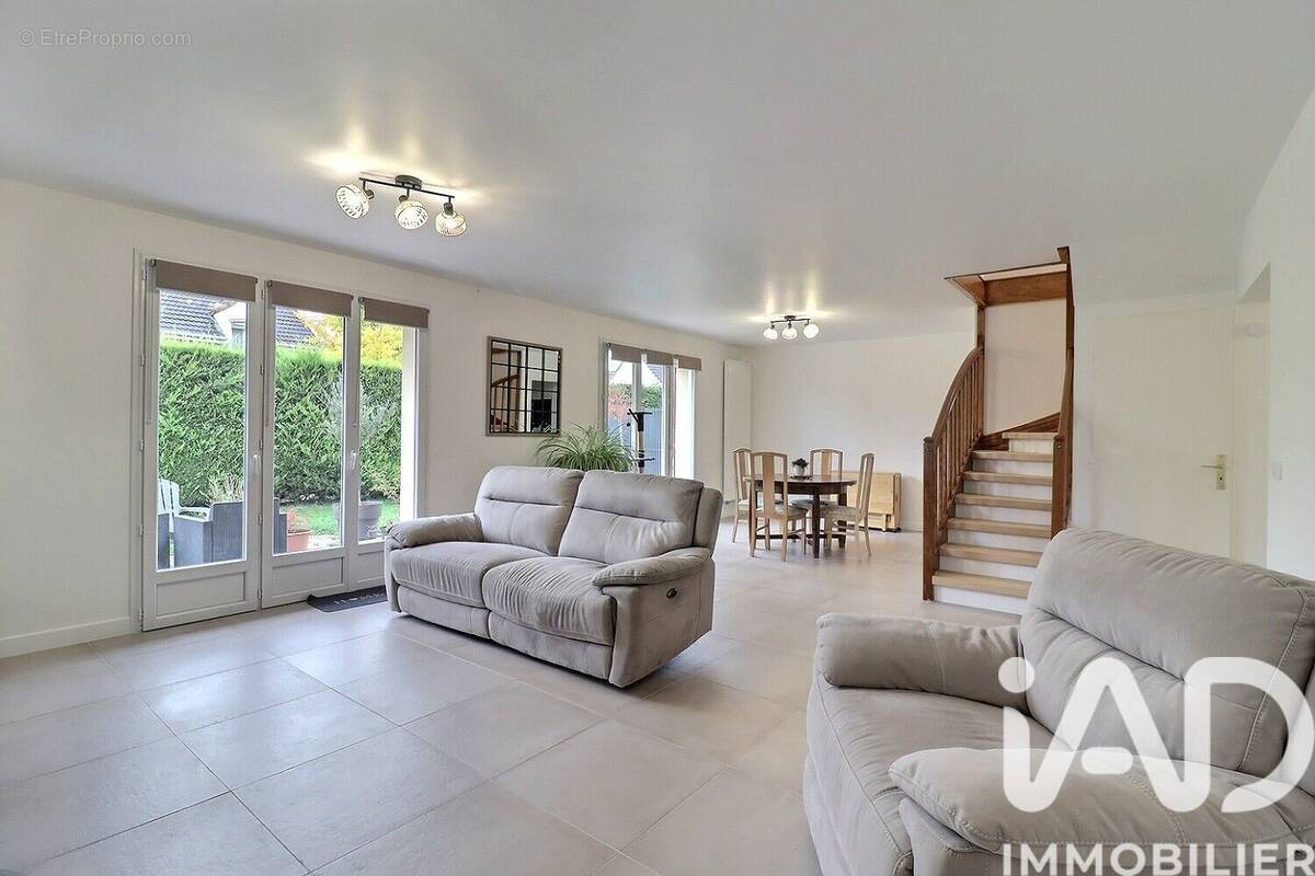 Photo 1 - Maison à OZOIR-LA-FERRIERE