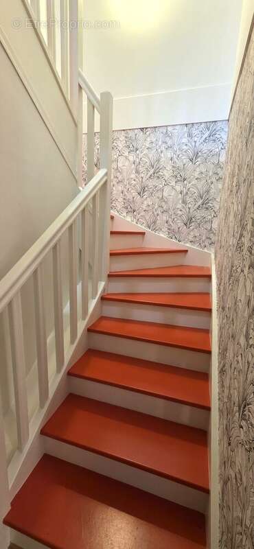 Appartement à DREMIL-LAFAGE