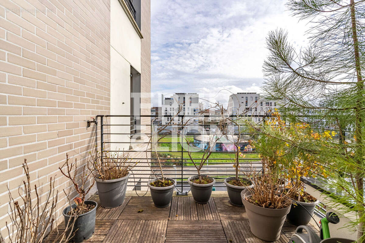 Appartement à NANTERRE