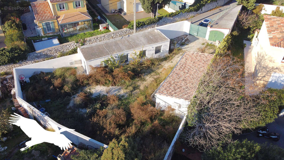 Terrain à MARSEILLE-14E