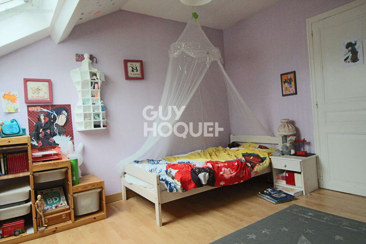 Appartement à LIMOURS