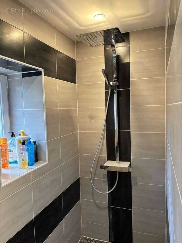 Maison à DANGE-SAINT-ROMAIN