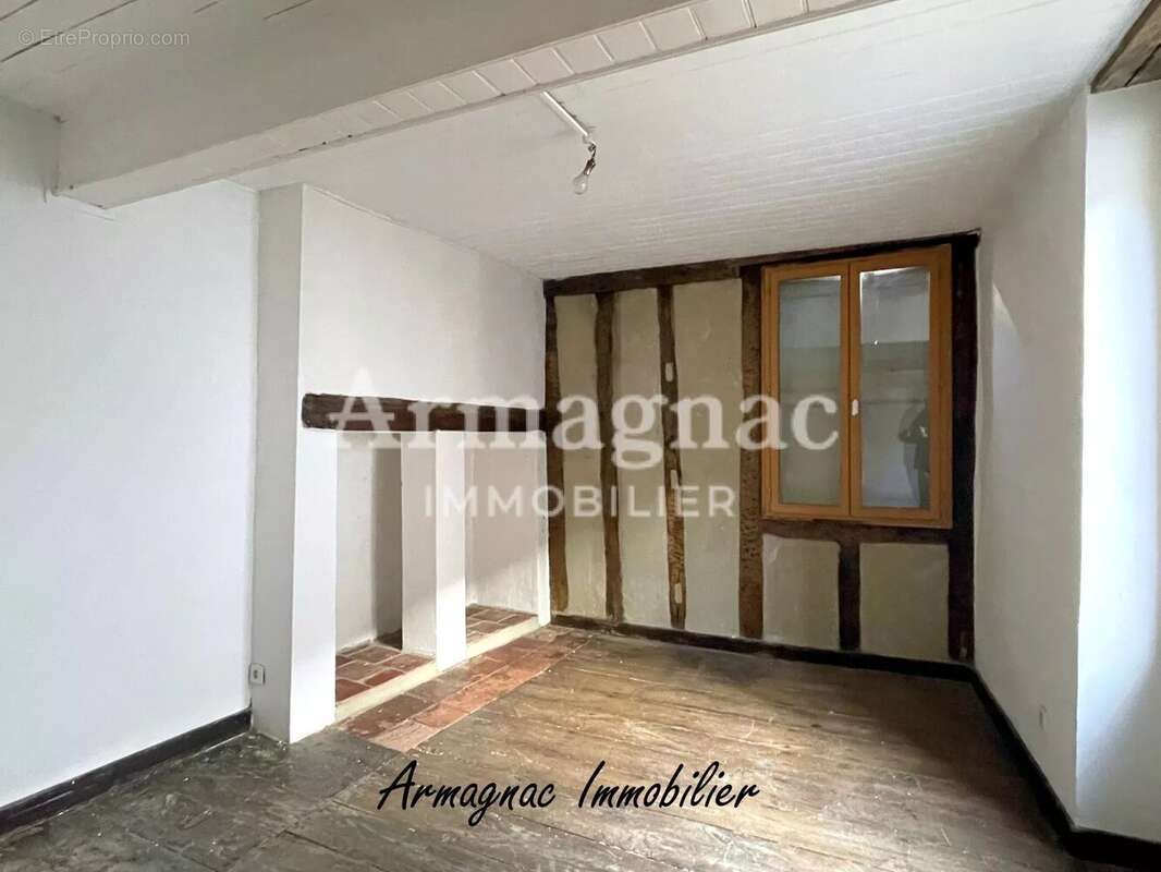 Appartement à EAUZE