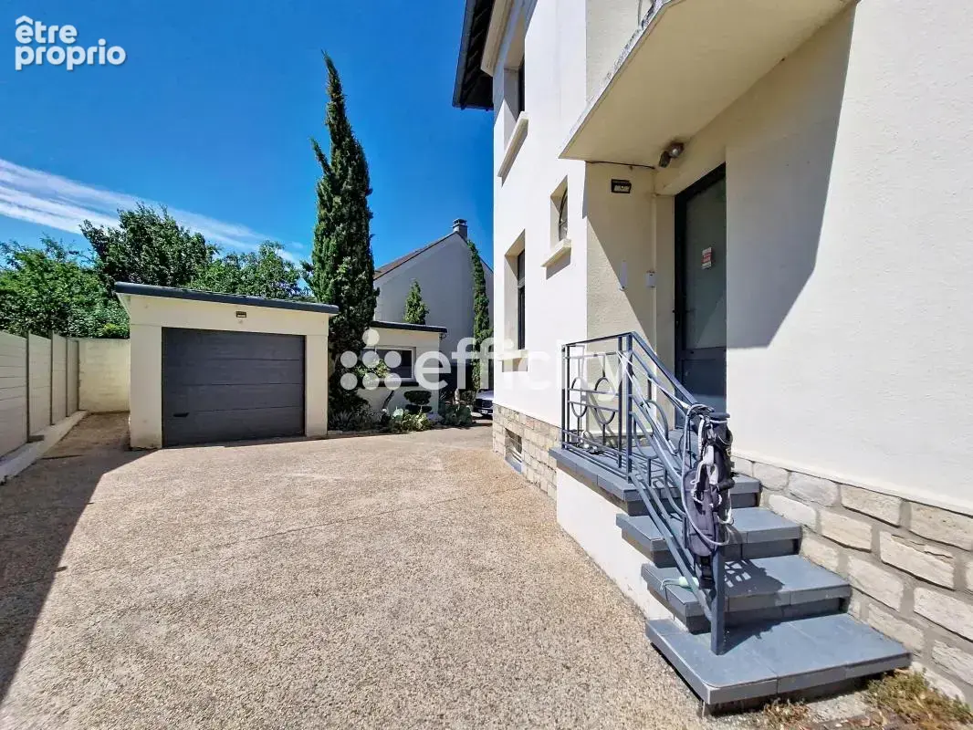 Maison 120 m² à Poissy  - photo 2