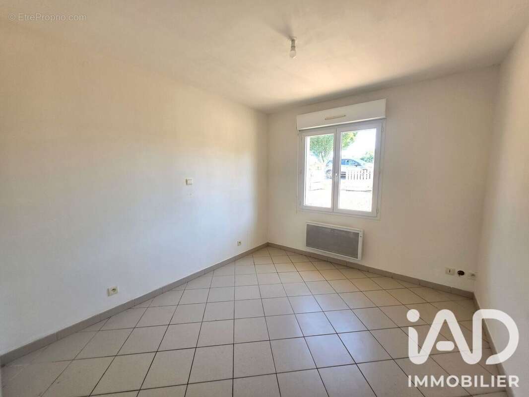 Maison 109 m² à Brutelles  - photo 8
