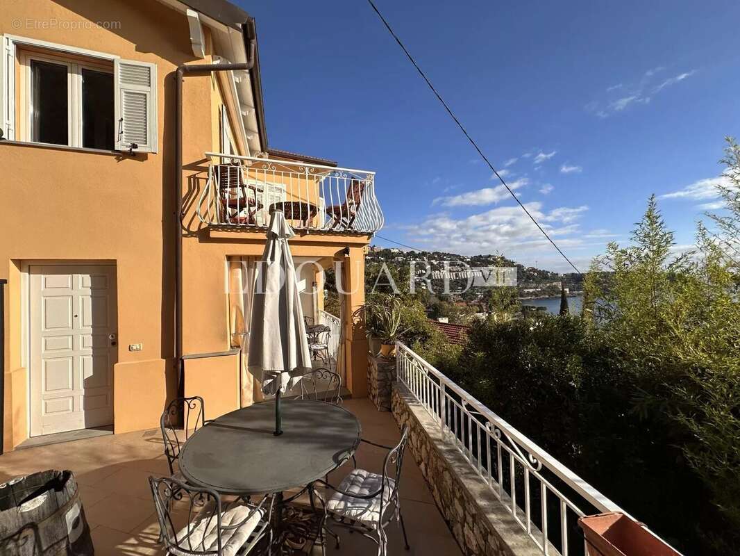 Maison à ROQUEBRUNE-CAP-MARTIN