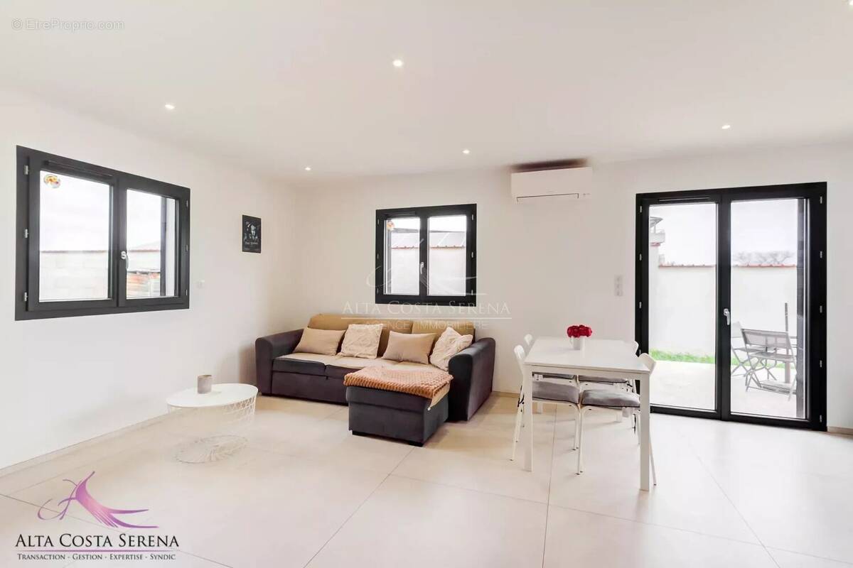 Maison à PRUNELLI-DI-FIUMORBO