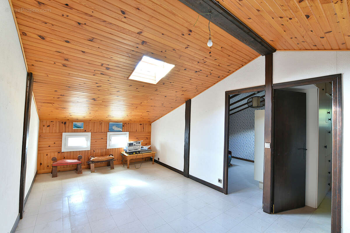 Maison à CARQUEIRANNE