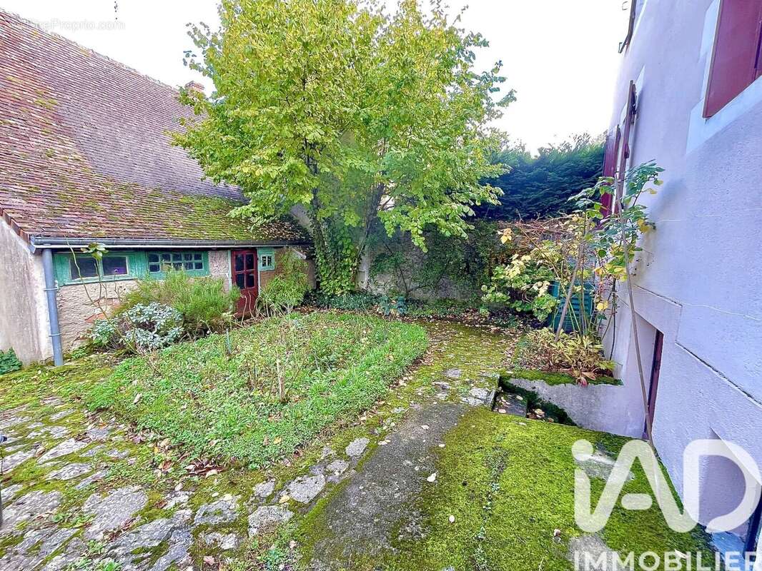 Photo 3 - Maison à LA TRIMOUILLE